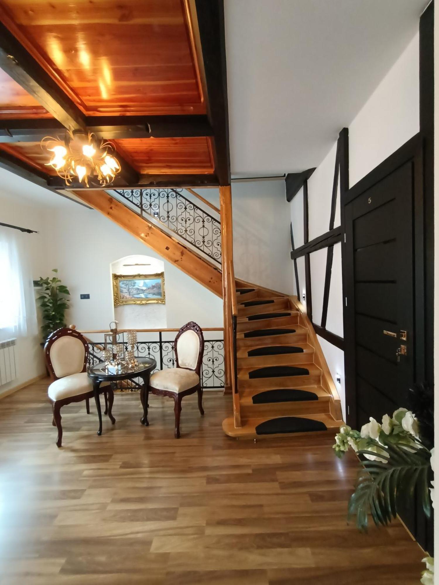 Pokoje Goscinne U Reni Wambierzyce Exterior foto